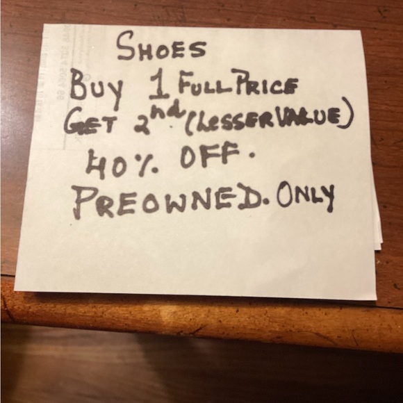 - OC  sneakers Sz 11 - Picture 2 of 11